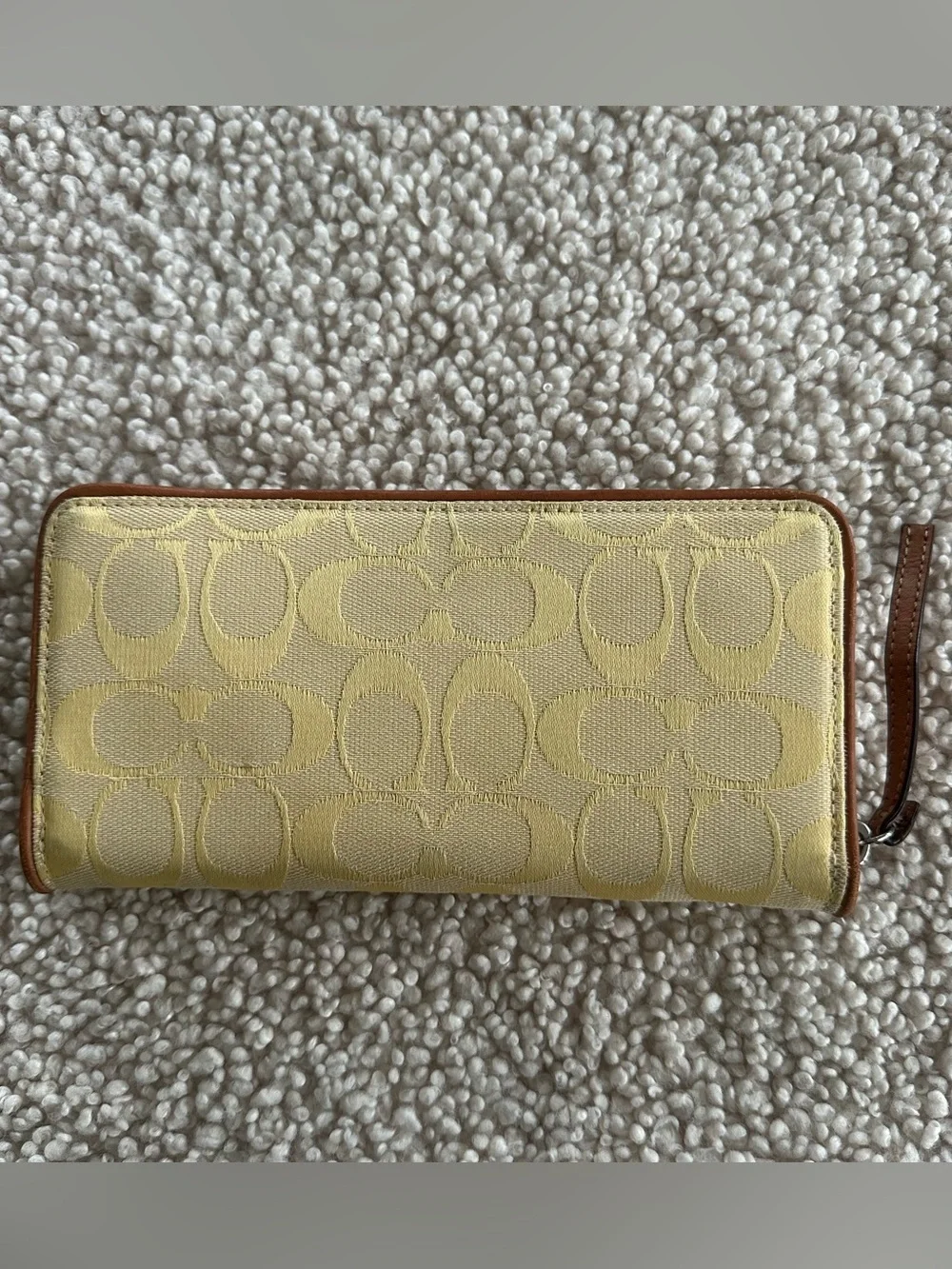 RARE Vintage Coach C Print Canvas Yellow Zip Around Accordion Wallet Y2K
